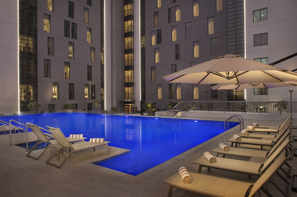 Hampton by Hilton Dubai Airport 15