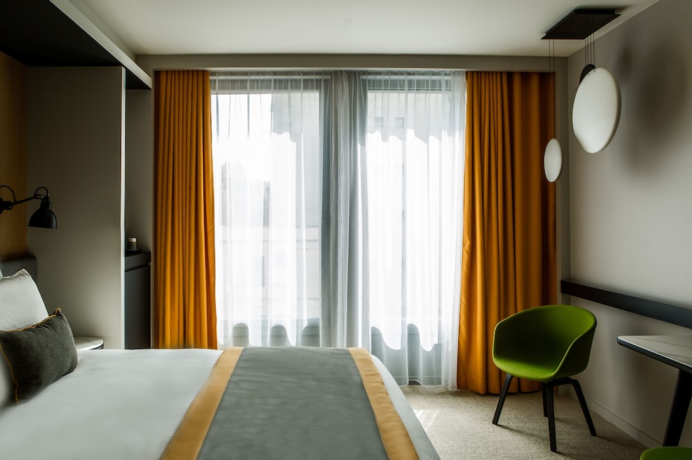 Hotel Mercure Paris 17 Batignolles 8