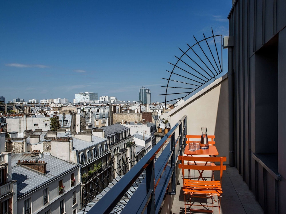 Hotel Mercure Paris 17 Batignolles 18