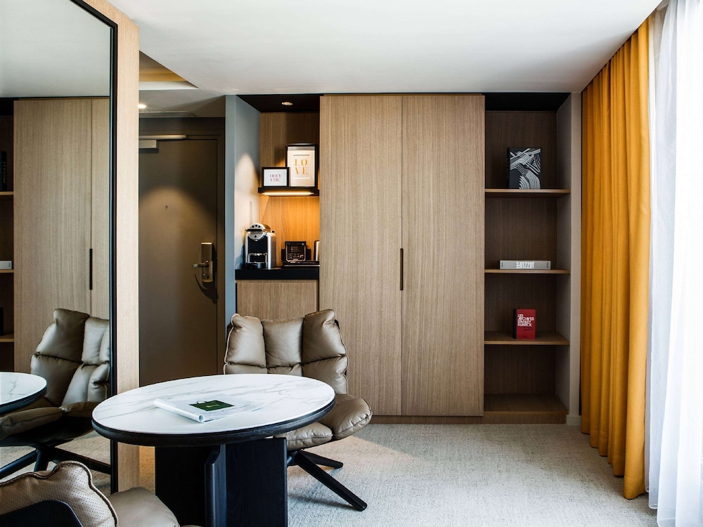 Hotel Mercure Paris 17 Batignolles 17