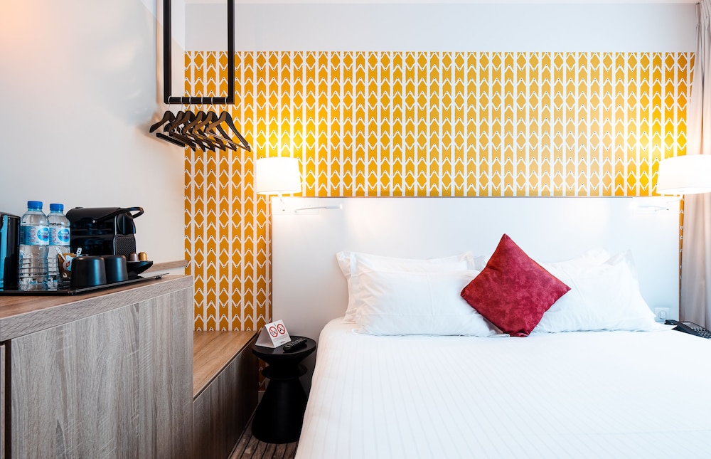 Hotel The Originals Paris Maison Montmartre 24