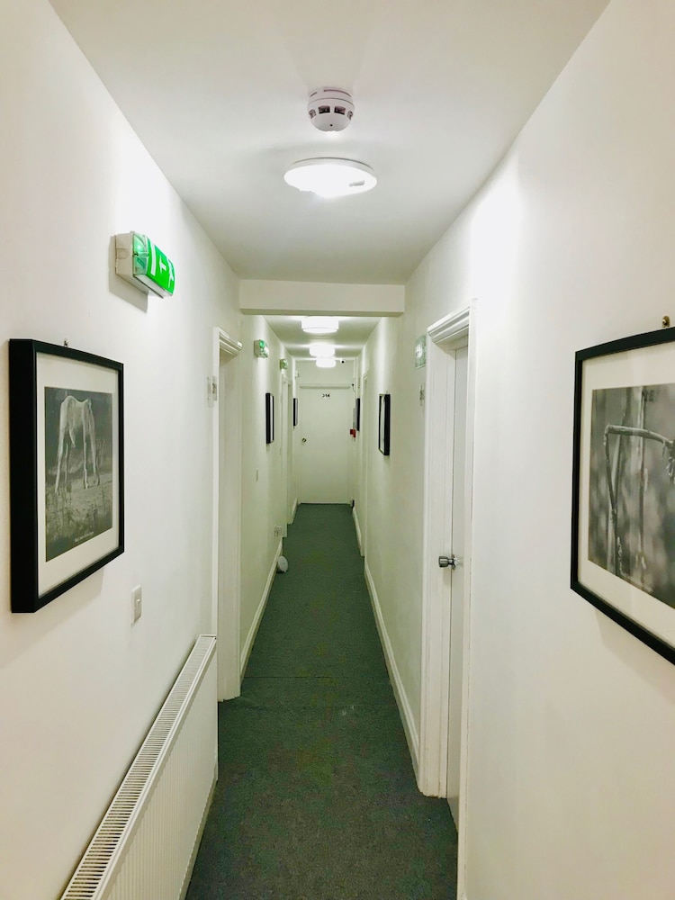 The Bank Hotel 21