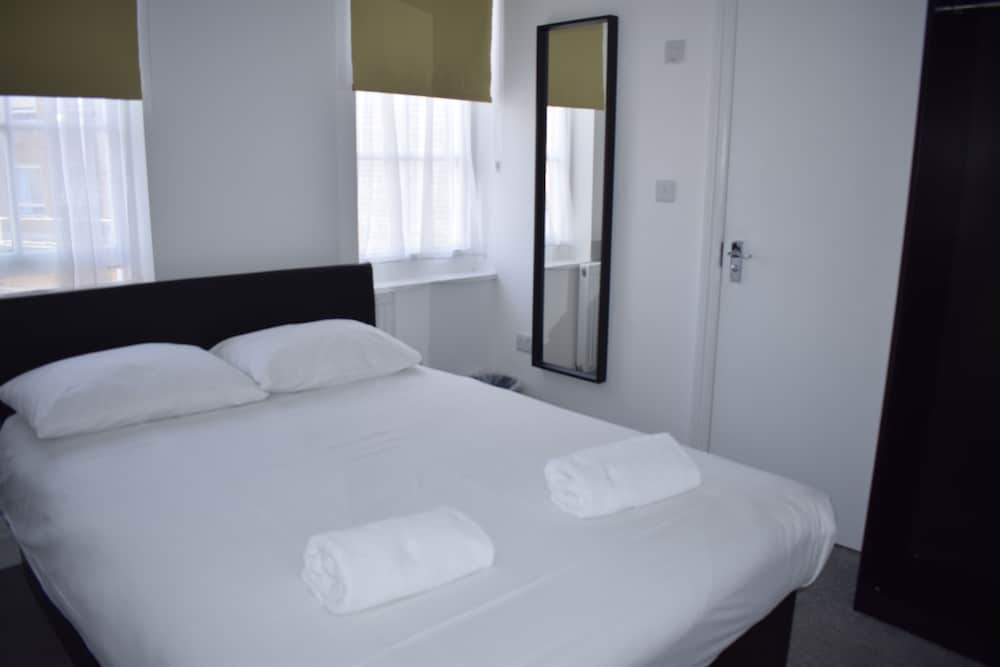 The Bank Hotel 5