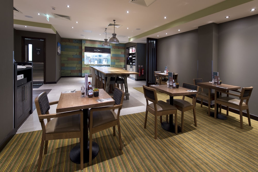 Premier Inn London Southgate 15