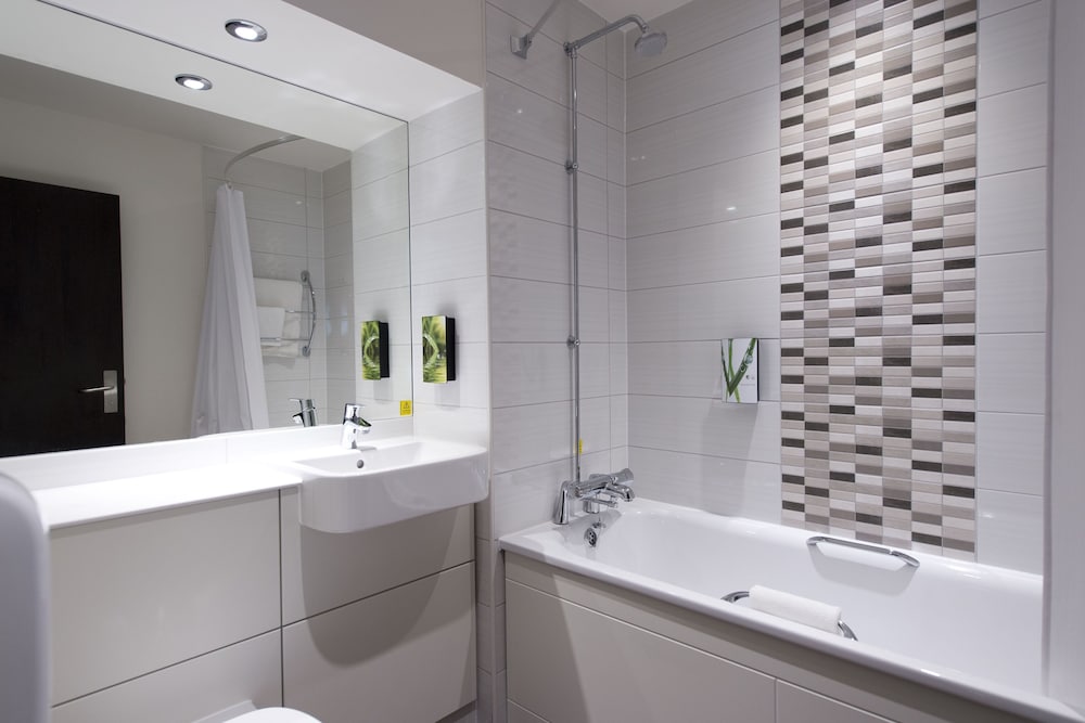 Premier Inn London Southgate 9
