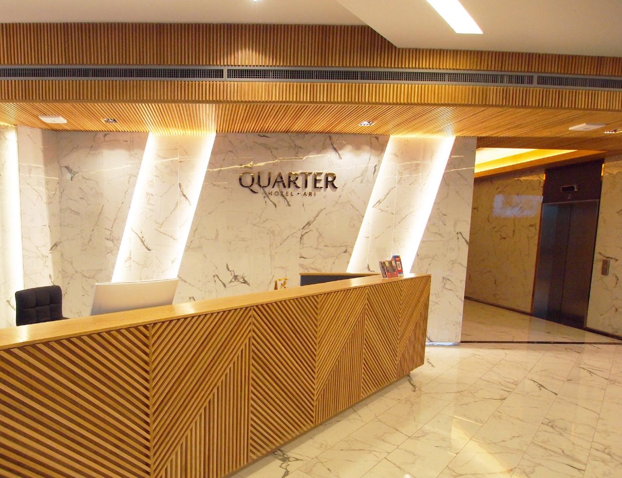 The Quarter Hotel Ari 12