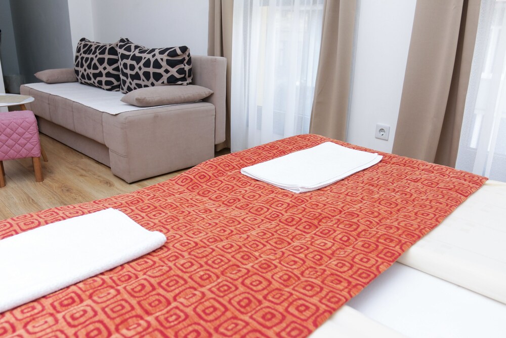 Hotel Logavina 8 1