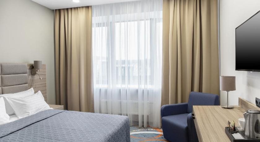 Willing Hotel 6