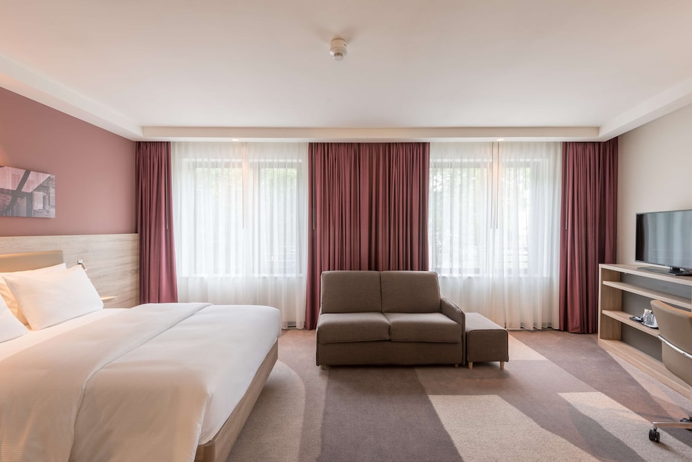 Hampton by Hilton Frankfurt City Centre East 10