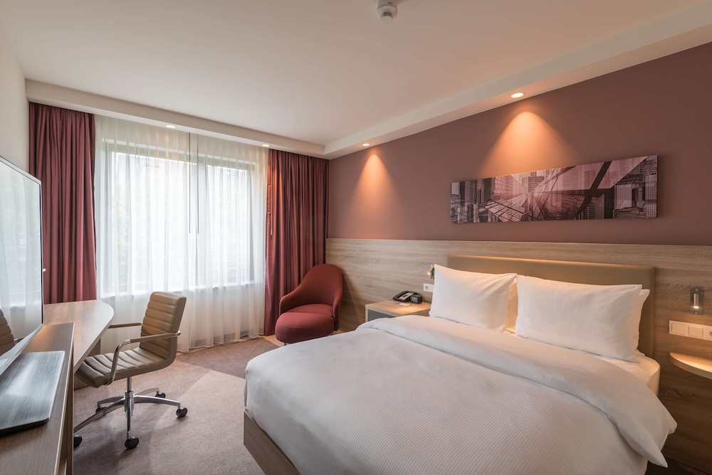 Hampton by Hilton Frankfurt City Centre East 7