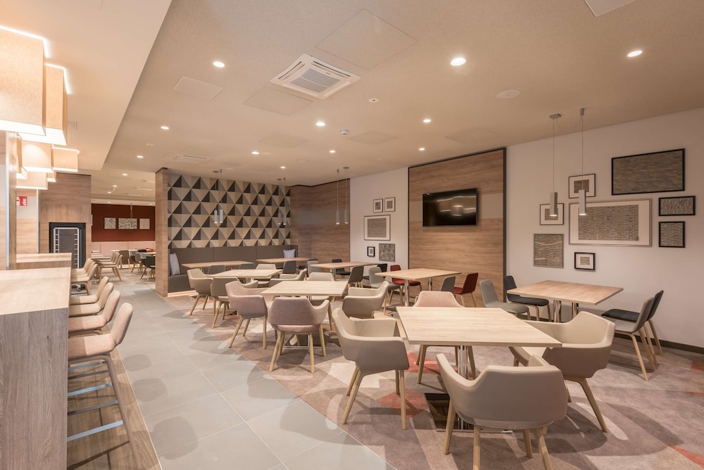 Hampton by Hilton Frankfurt City Centre East 17