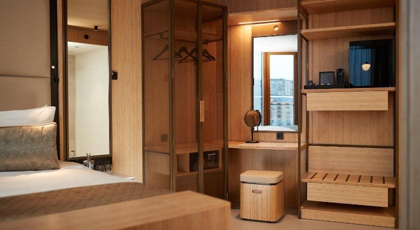 Hotel Jakarta Amsterdam 2