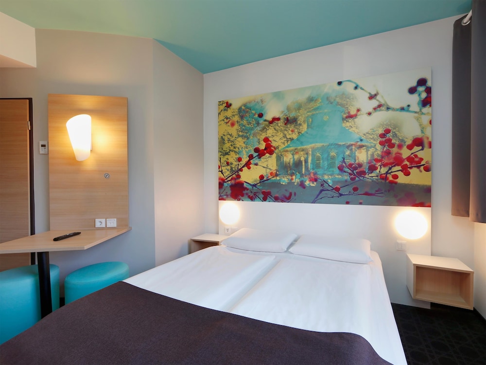 B&B HOTEL Potsdam 14