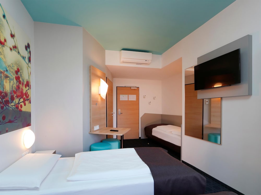 B&B HOTEL Potsdam 8