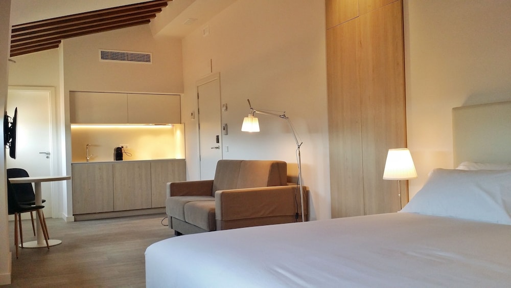 San Lorenzo Suites 7