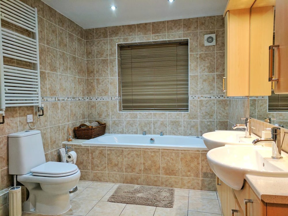Glendevon House Hotel 13