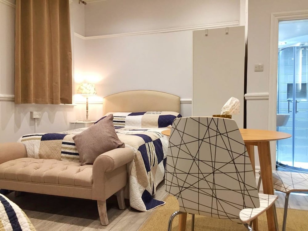 Glendevon House Hotel 9