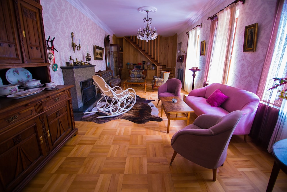 Bloom Boutique Hotel 1