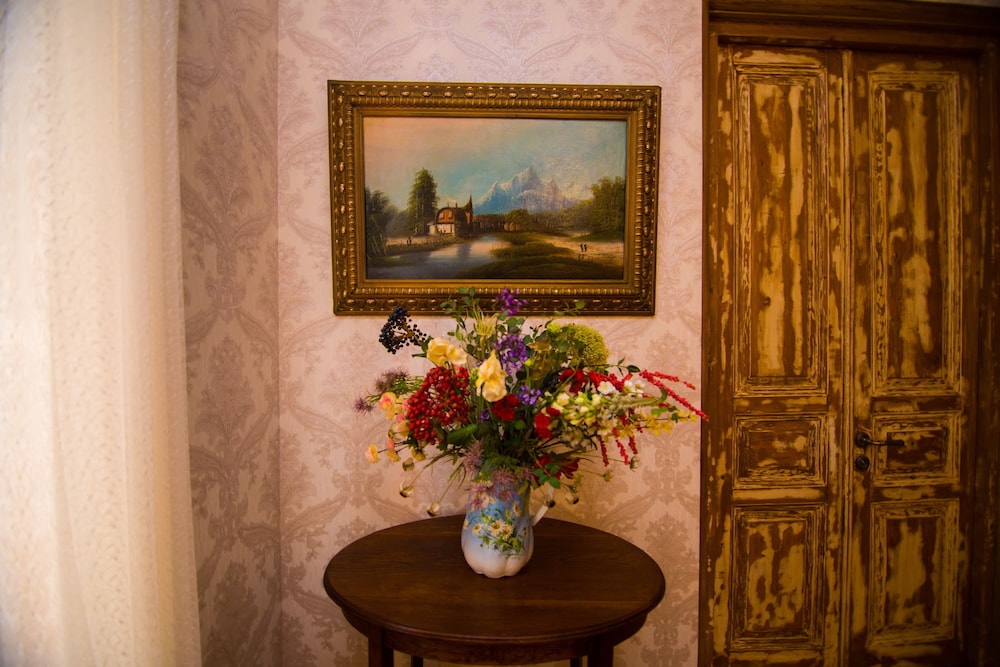 Bloom Boutique Hotel 22
