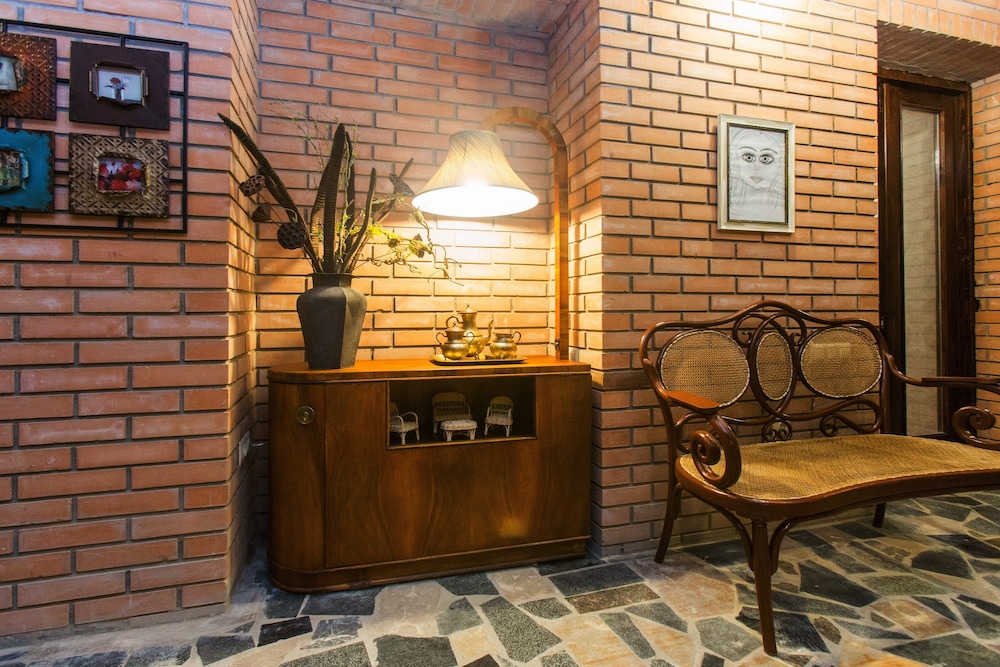 Bloom Boutique Hotel 4