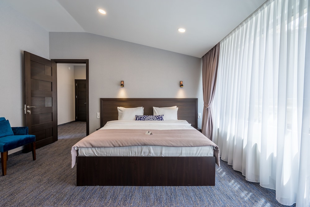 Hotel Bella Casa 21