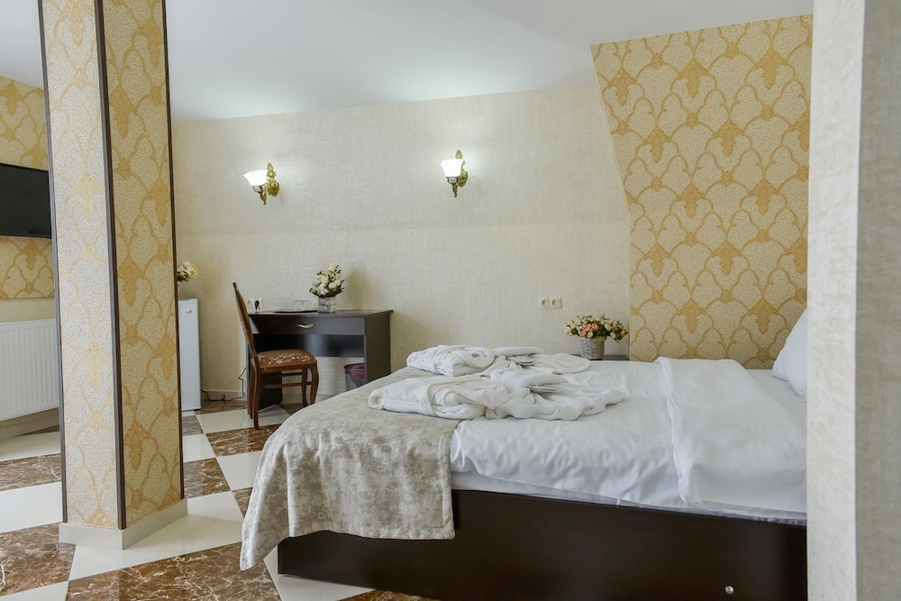 Marialuis Hotel 23