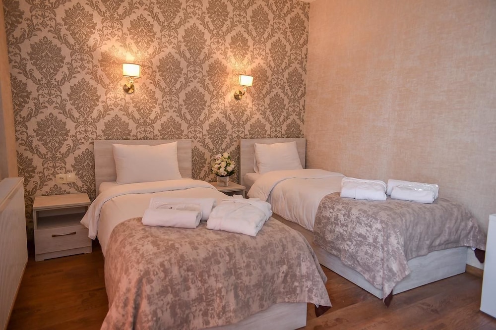 Marialuis Hotel 16