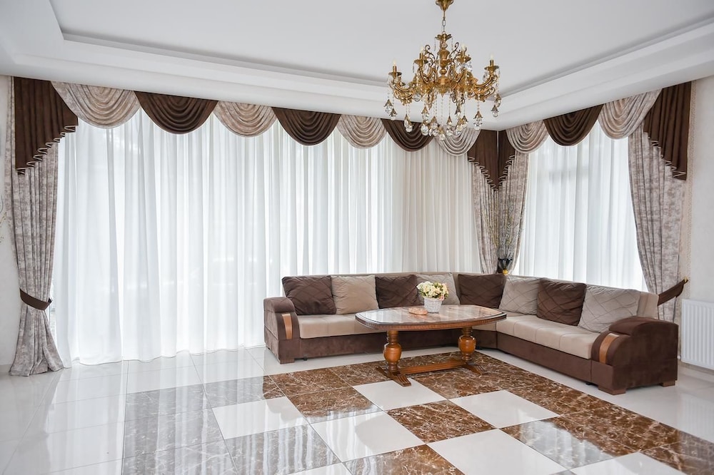 Marialuis Hotel 8