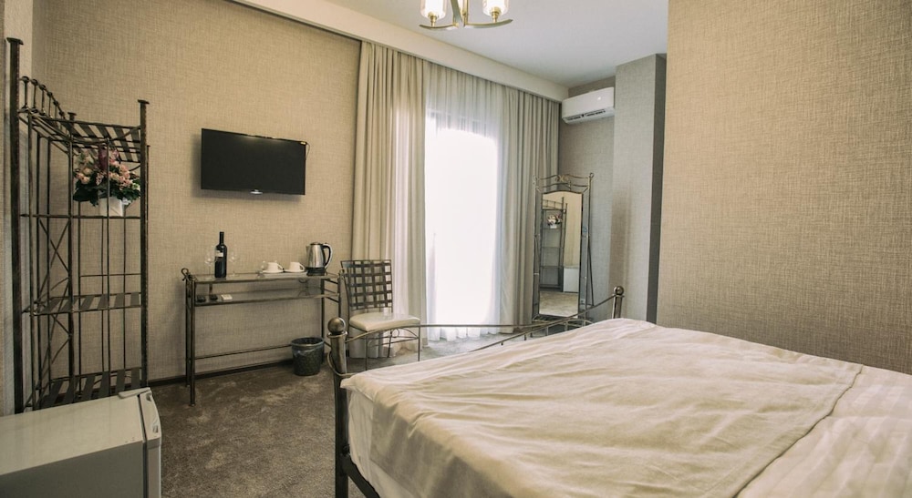 Golden Nugget Tbilisi 7