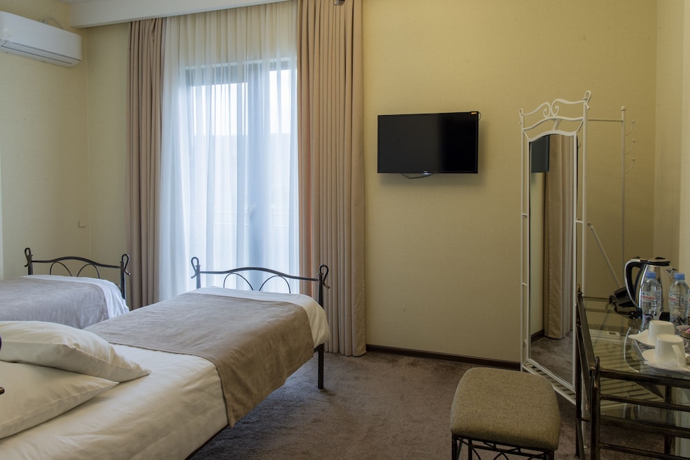 Golden Nugget Tbilisi 4