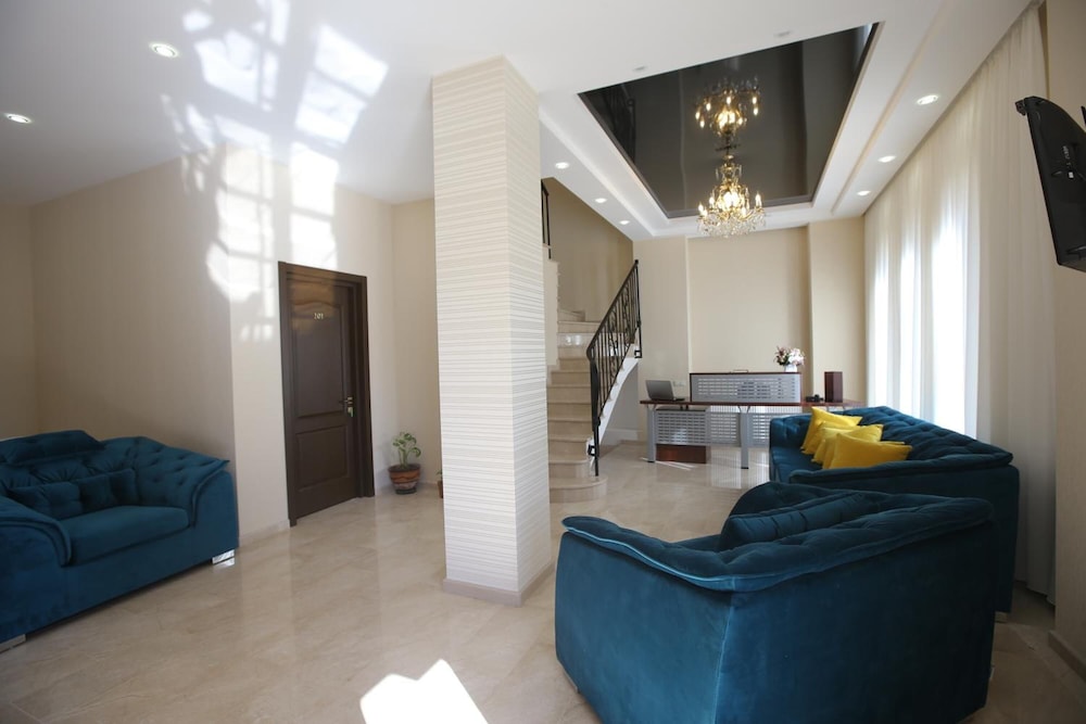 Golden Nugget Tbilisi 14