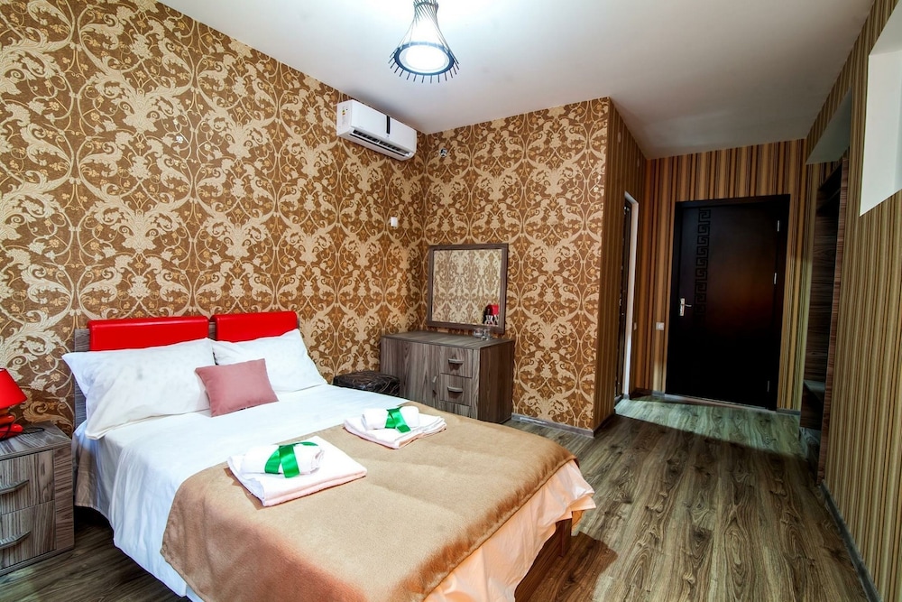 Hotel Ellegance 6