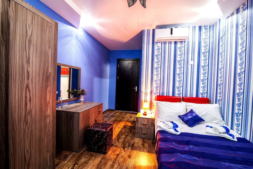 Hotel Ellegance 15