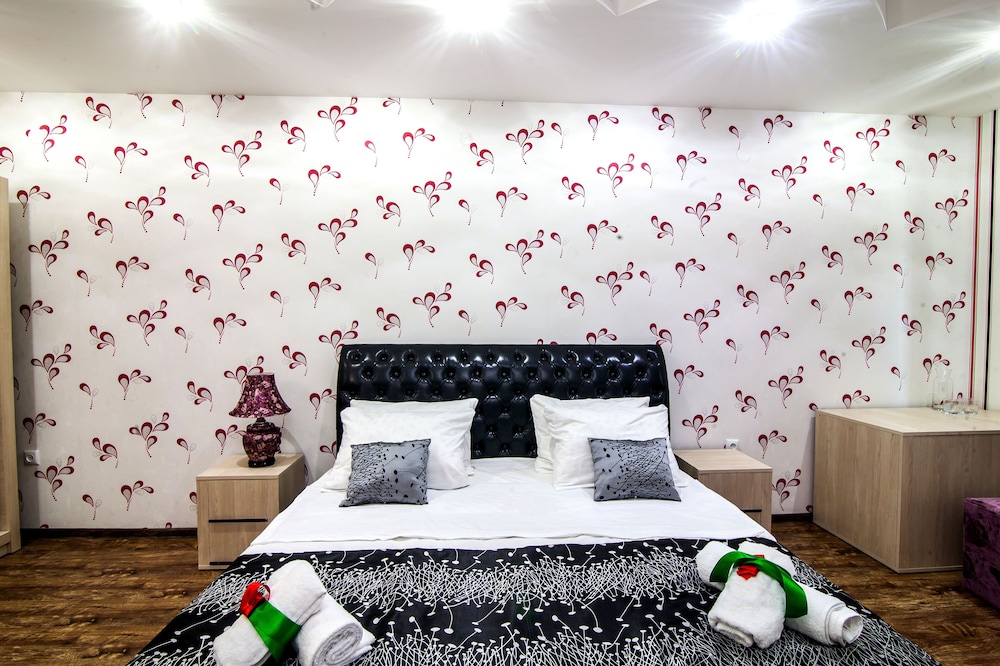 Hotel Ellegance 19