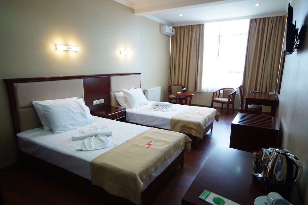 Hotel 725 5