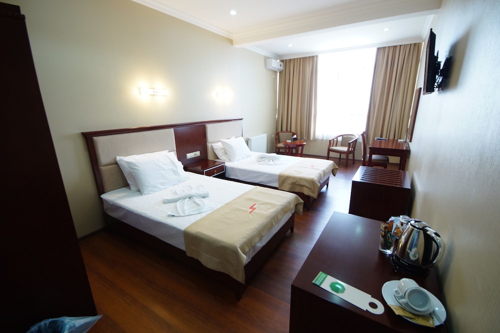 Hotel 725 11