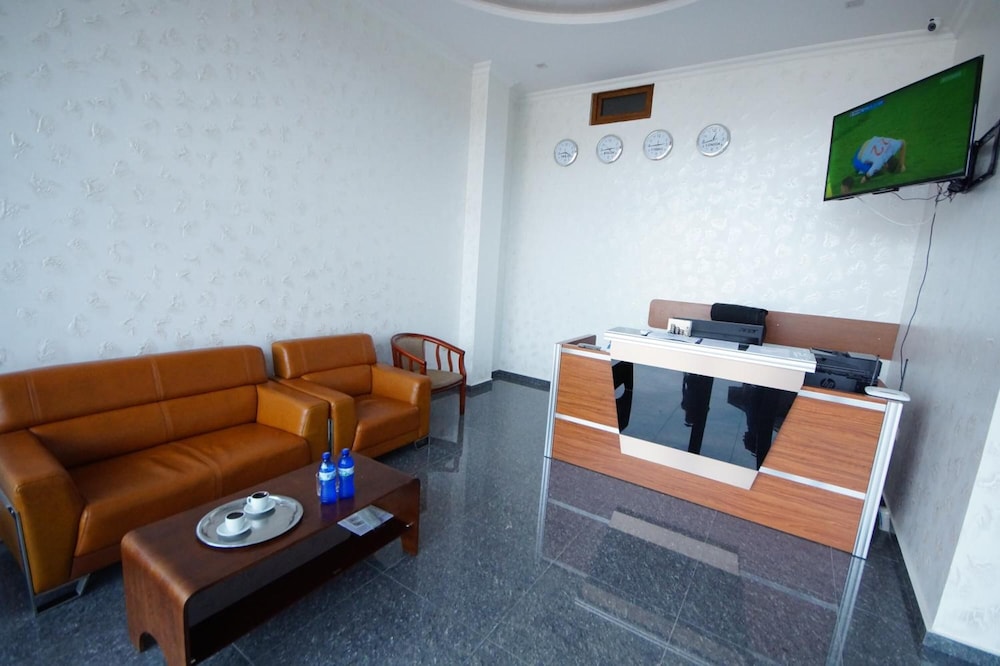 Hotel 725 3