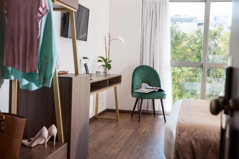 B for Boutique Athens Signature Hotel 21