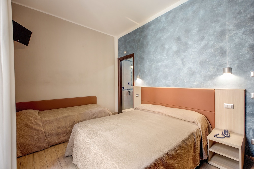 Buonarroti Suite 8