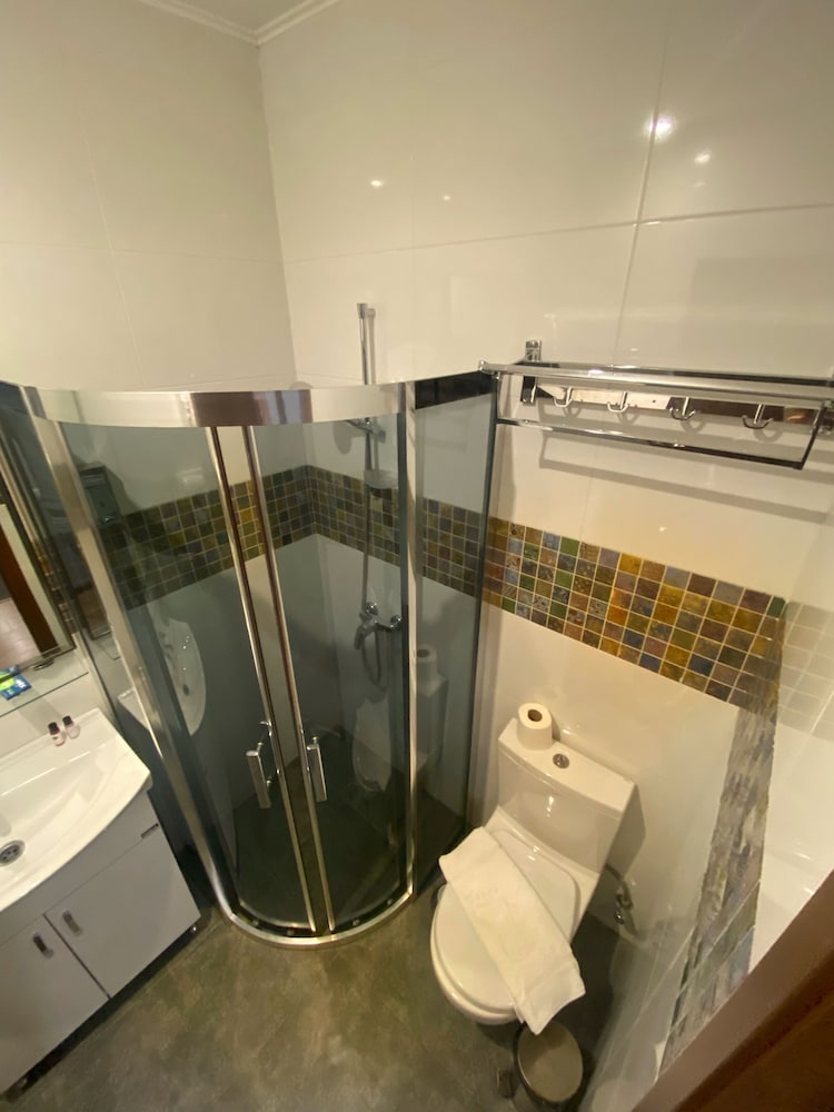 Downtown Hotel Tbilisi 19