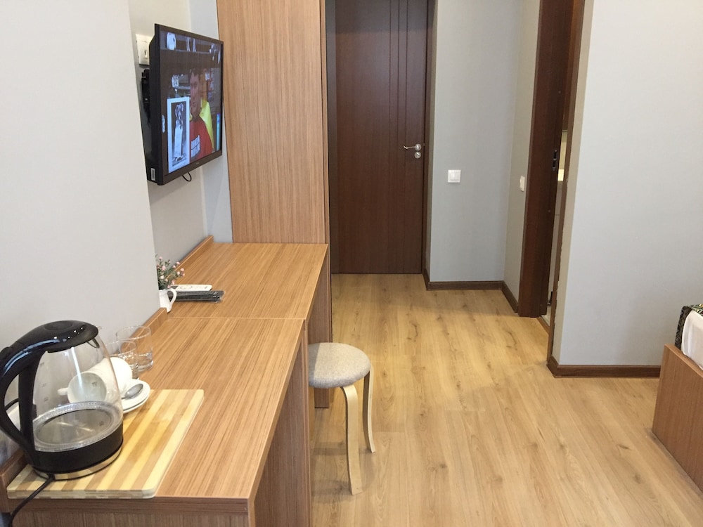 Downtown Hotel Tbilisi 11