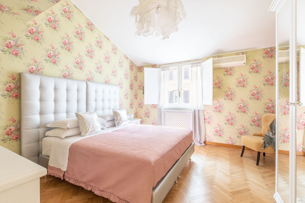 Town House Roma 24