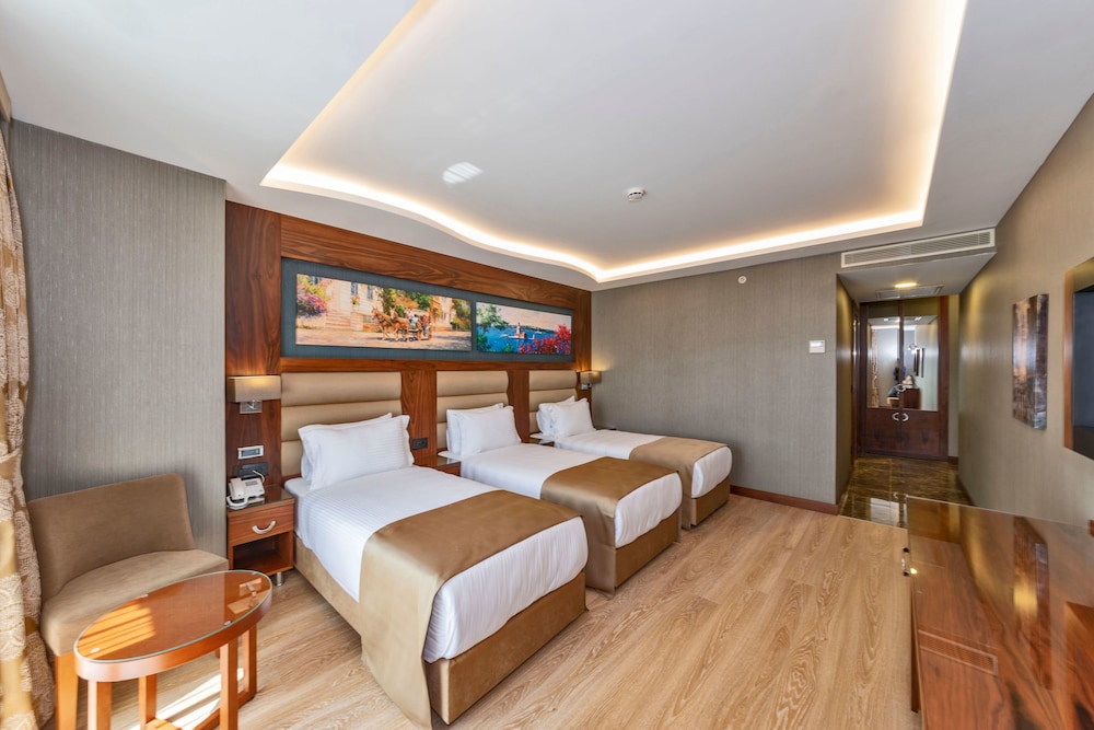 Hotel Piya Sport 12