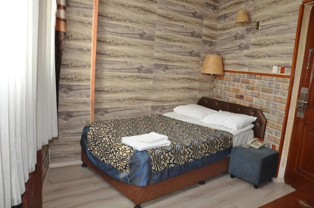 Hotel Red Rose 8