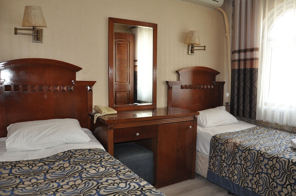 Hotel Red Rose 22