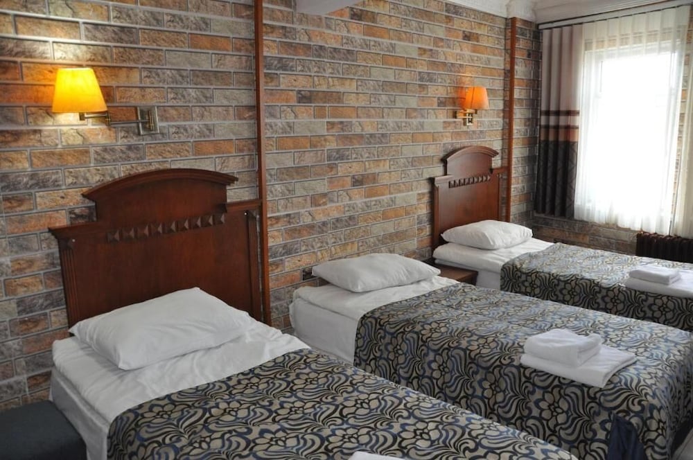 Hotel Red Rose 4