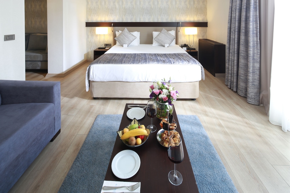 Port Bosphorus Hotel 13