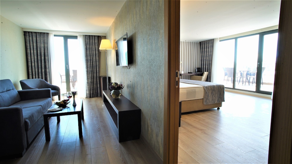 Port Bosphorus Hotel 20