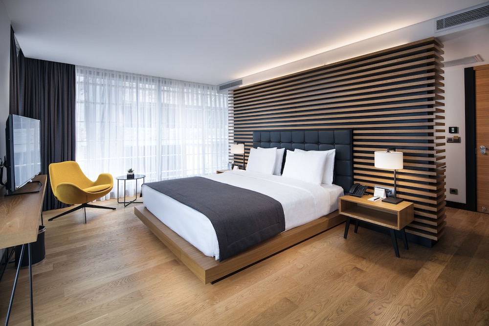 Metropolitan Hotels Bosphorus 13