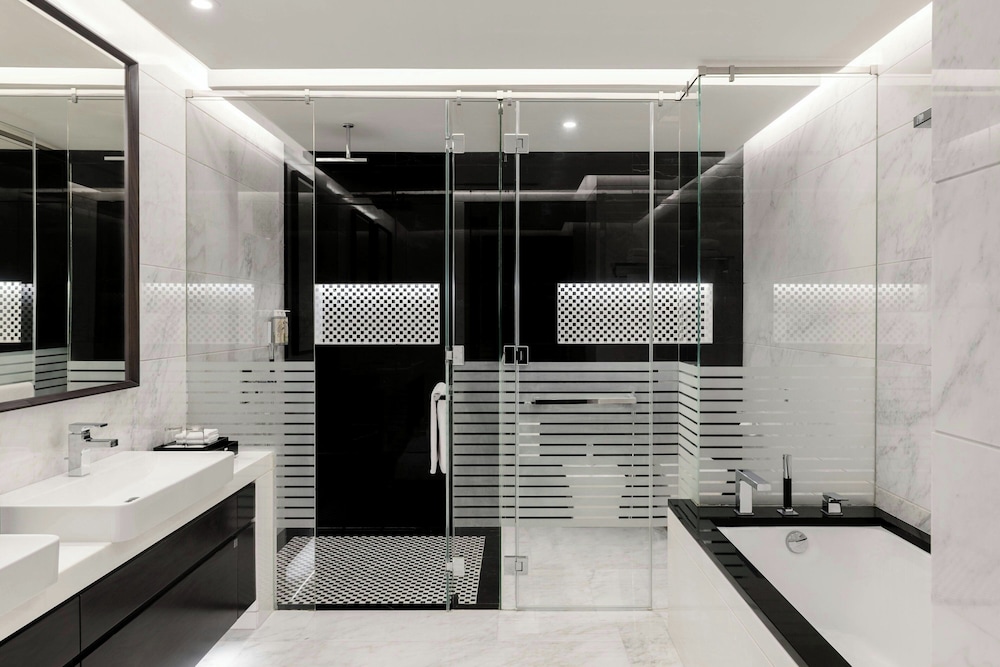 Renaissance Business Bay Hotel, Dubai 23
